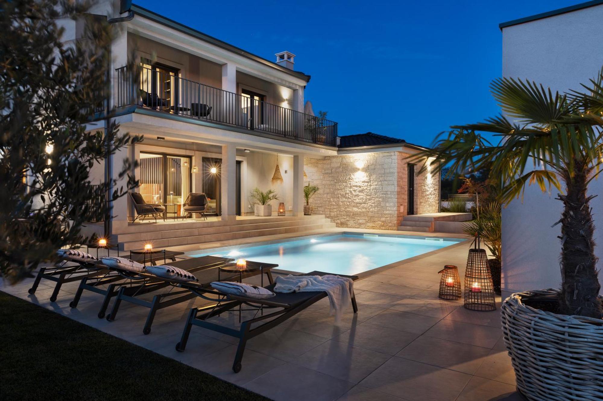 Villa Bewegte Berge Kaštelir Exteriör bild